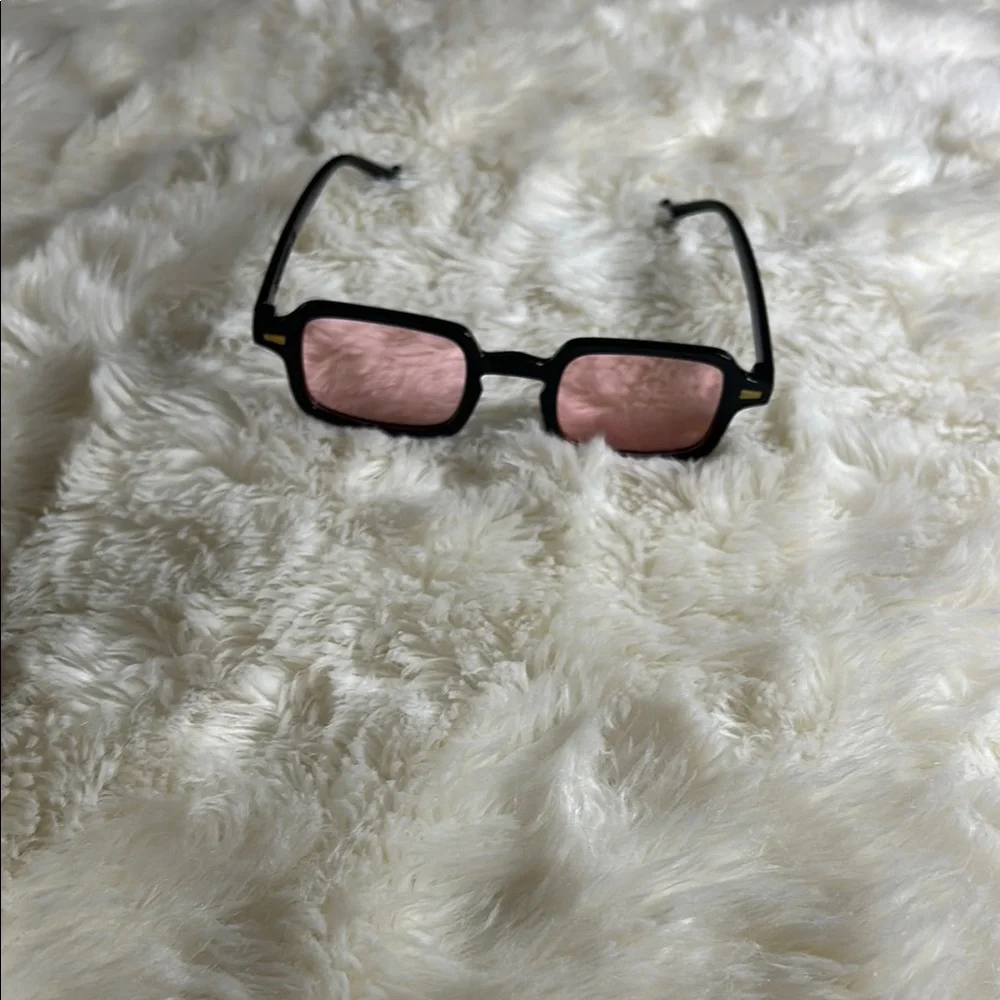 Barbie Core Black and Pink Sunglasses